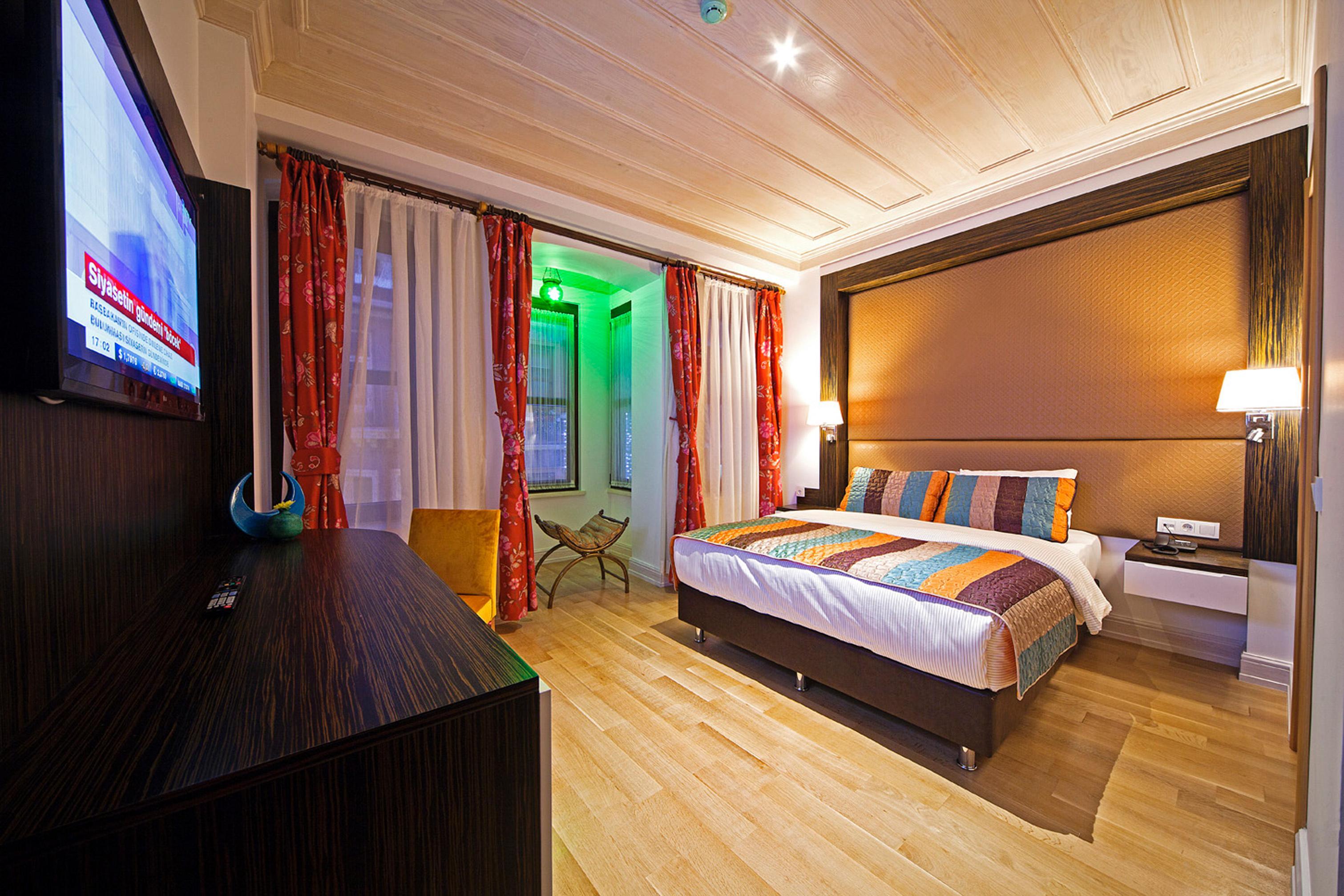 Отель Ottopera (adults Only) 3*